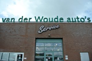 Van der Woude Service BV